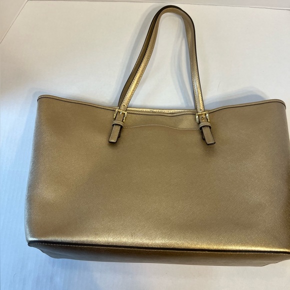Michael Kors gold tote - Picture 2 of 13